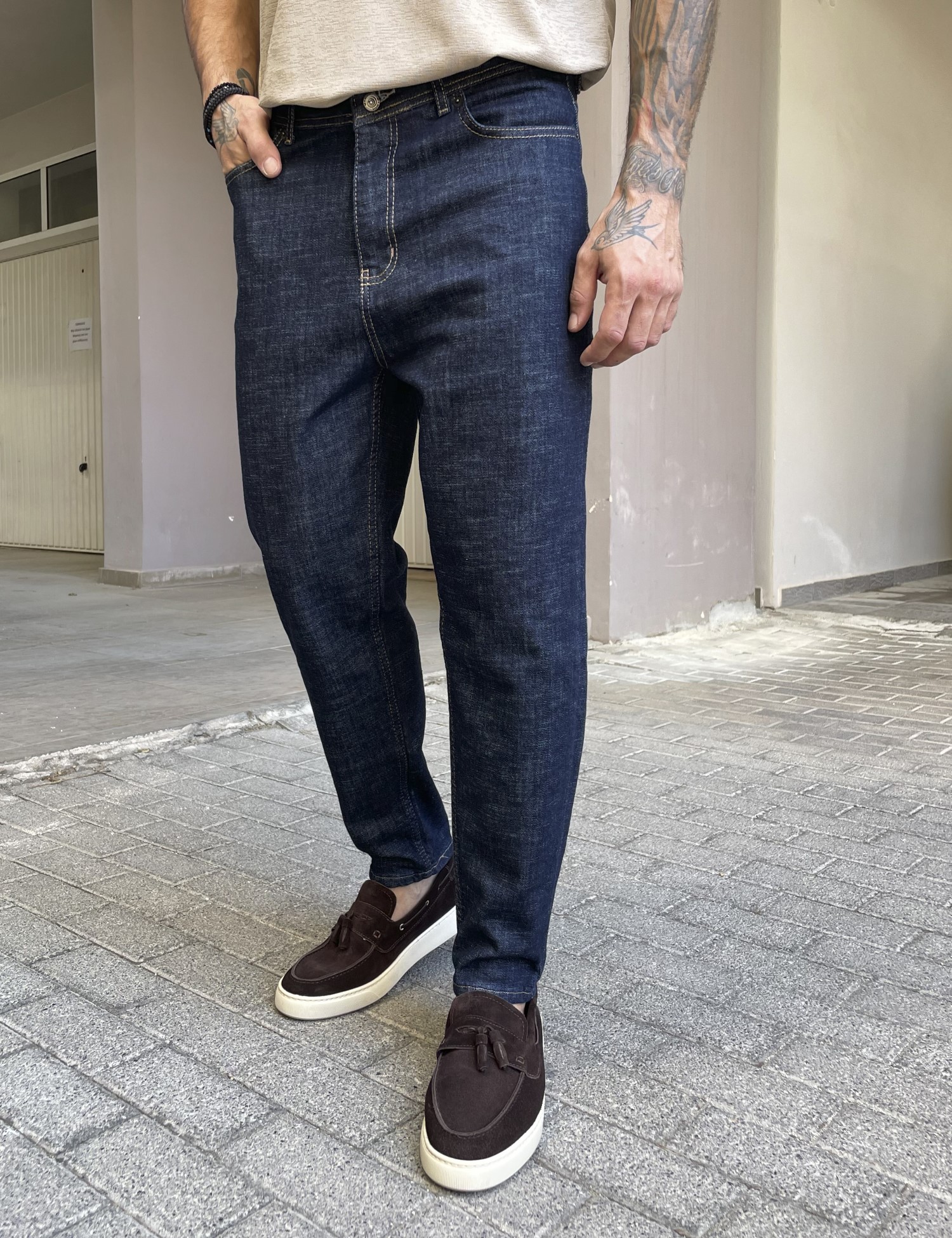 Ανδρικό σκούρο μπλε ελαστικό loose τζιν πεντάτσεπο με φερμουάρ G88104 φωτογραφία